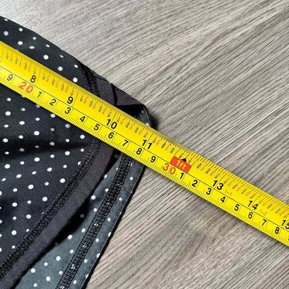 Lululemon Women's Groovy Run Short *2-way Stretch - Black/White - Picture 9 of 9